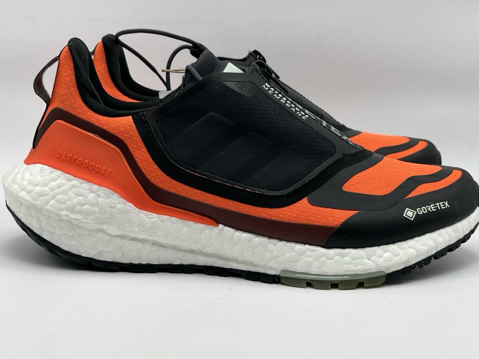 Men’s Adidas Ultraboost 22 Gore-Tex GX9126 Waterproof Running Shoes Size 7.5 Item image 2