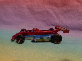 Vintage 1982 Hot Wheels Red &amp; Blue Thunderstreak China - £2.04 GBP