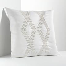 Simply VERA WANG Throw PILLOW Size: 16 x 16&quot; New SHIP FREE White Bugle B... - £62.84 GBP