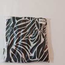 Cato RN#37080 Women's Black & White High-Low Skirt Size 14/16W image 11