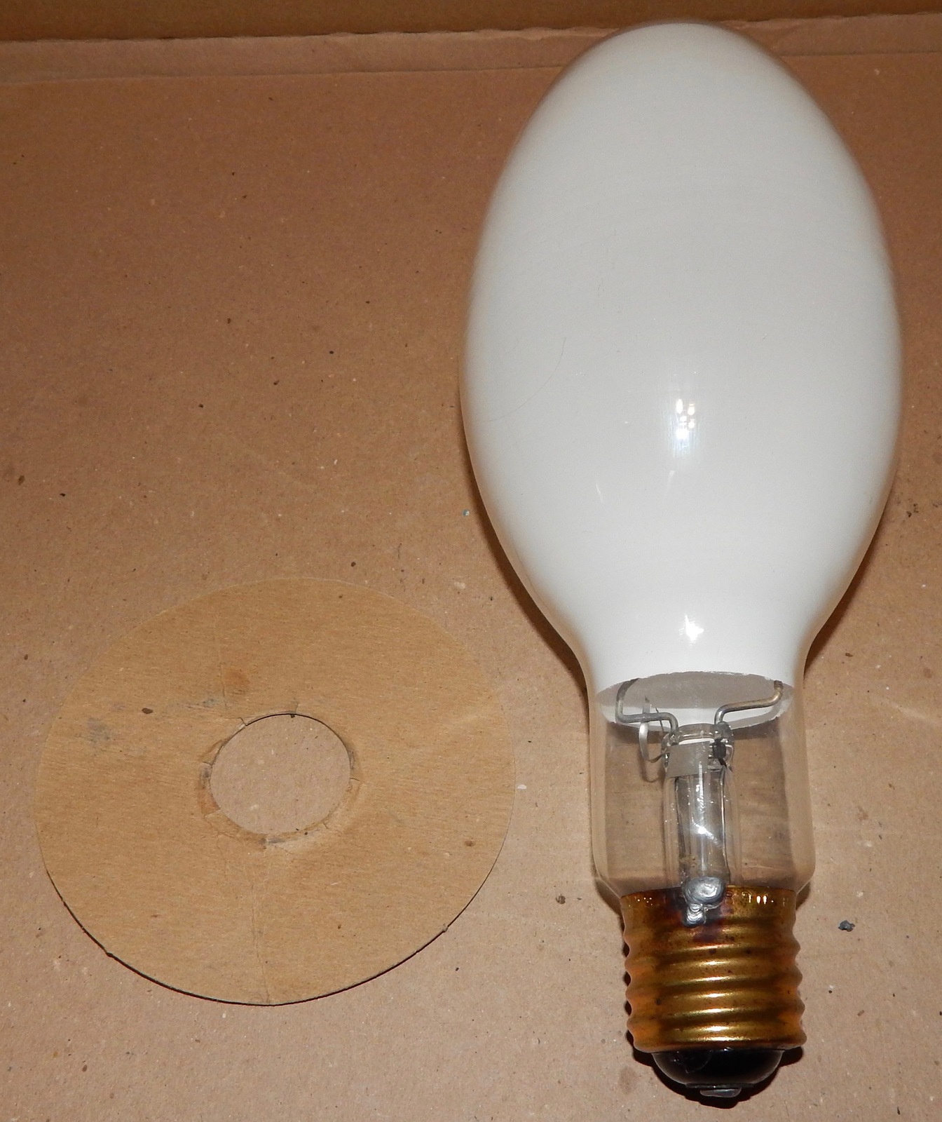 Mercury Vapor R Lamp 400 Watt H33GL Norelco Bulb Base MOG Deluxe White 137M - $15.99