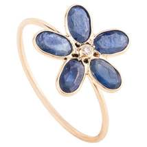 Flower Shape Blue Sapphire and Diamond Ring for Her in 18k Yellow Gold - £318.14 GBP