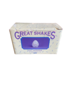 Vintage Great Shakes By Ganz Stackable Easter Egg Salt And Pepper Shakers - $12.86