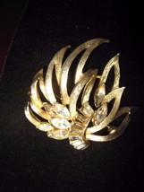 Vintage PELL Goldtone with Baguette Rhinestones Leaf Pin Brooch Signed - £6.05 GBP
