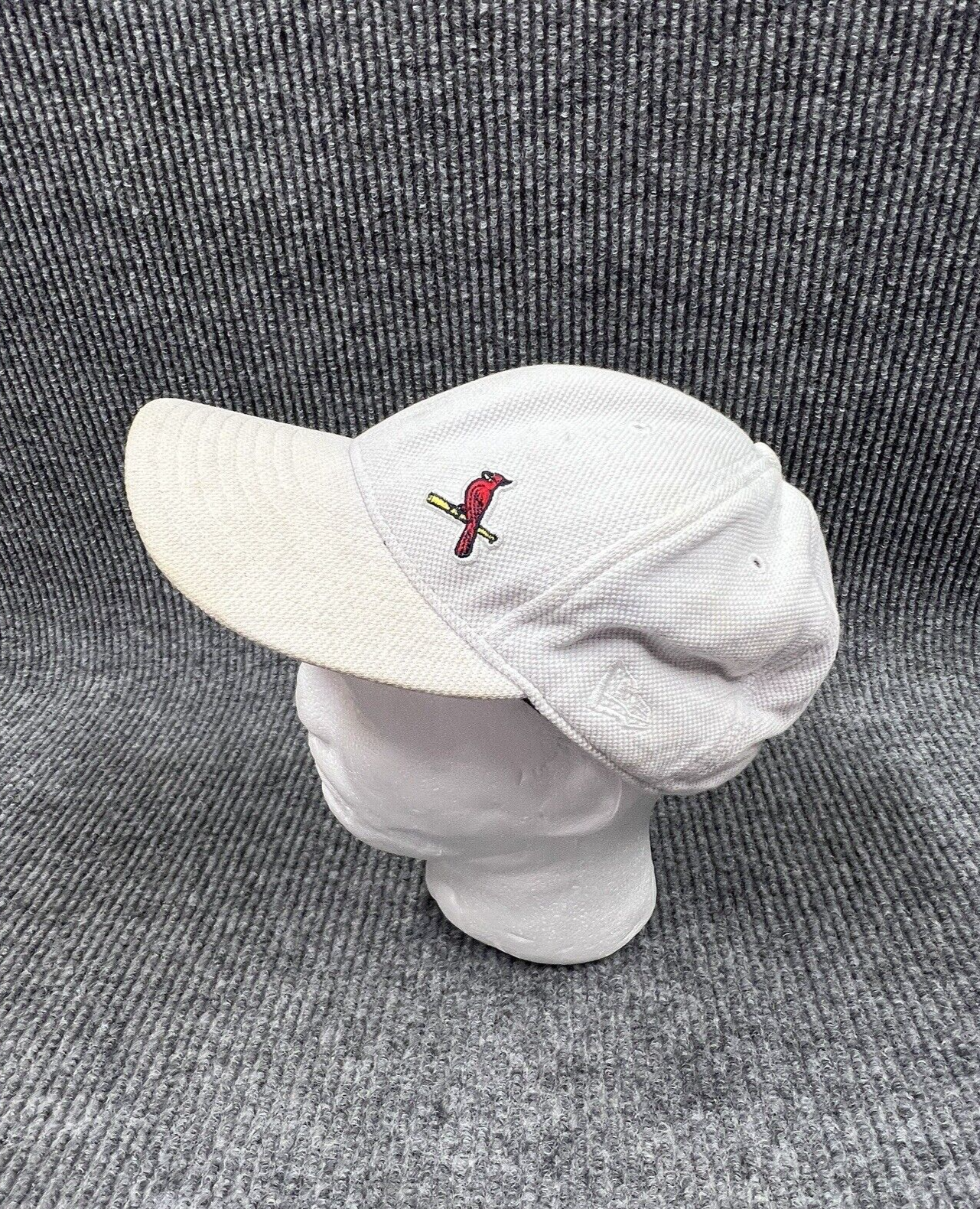 VTG St. Louis Cardinals Hat New Era 59FIFTY White MLB Fitted 7 1/4 Cap Red Bird - £19.12 GBP