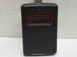 Keystone headolf single button garage door and gate remote opener GT912 - €15,90 EUR