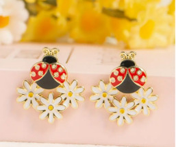 Ladybug flower ear jackets - £9.94 GBP