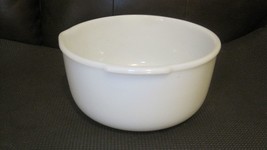 Vintage 4 Qt. Fire-King Ware Large Mixing Bowl Milk Glass 9 1/4&quot; for Sun... - £14.24 GBP