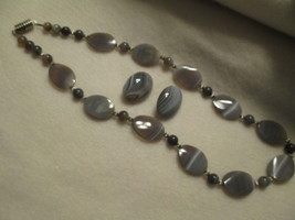 Gray Agate Necklace &amp; Earrings Artisan Vintage 1970s - £22.38 GBP