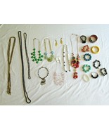 Vintage & Mod Jewelry Lot Necklaces Bracelets Bangles Wood Metal Pearls Flowers