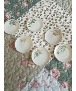 ANTIQUE TINY Porcelain Plates Made In  JAPAN Hand Painted Flowers - £7.77 GBP