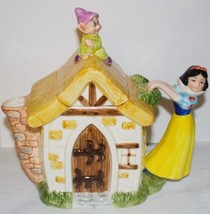 Disney Snow White &amp; Seven Dwarfs Cottage Ceramic Teapot with Dopey EXCEL... - £31.00 GBP