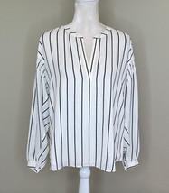 Alfani NWT $69.50 Women’s Striped Blouse Size XS Black white D6 - £13.25 GBP