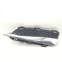 Left Grille With Trim OEM 2012 Jaguar XF - $389.38 MXN