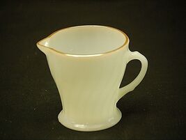 Old Vintage Golden Shell by Anchor Hocking 3-1/2" Creamer White Milk Gla... - $14.84