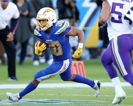 Austin Ekeler 8X10 Photo Los Angeles Chargers La Picture Football Nfl Vs Vikings - £3.90 GBP