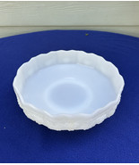 Anchor Hocking Fire King vtg milk glass footed bowl centerpiece grape 9 ... - €12,78 EUR