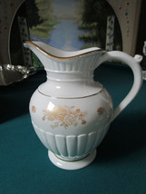 Royal Albert Old Country Roses Gold England Fluted Roses Pitcher 11 &quot; Nib Origi - £96.75 GBP