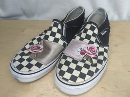 Vans Women’s size 7.5 Black Checkered Rosebud Slip-on Shoes - £19.32 GBP