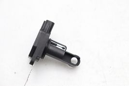 00-05 TOYOTA CELICA MAF MASS AIR FLOW METER SENSOR E2334 image 4