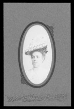 Vintage CDV Photo Wilmington Delaware Family Genealogy Young Lady Big Hat - $10.88