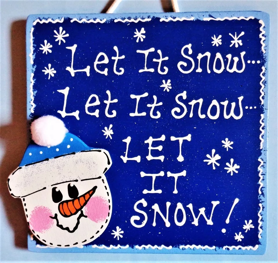 Let It Snow Sign Wall Art Hanging Plaque Winter Seasonal Decor - $29.98