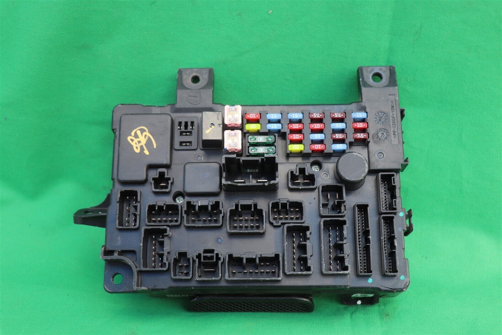 Mitsubishi Outlander ETACS Fuse Block Box BCM Body Control Module 8637A883 - $165.77
