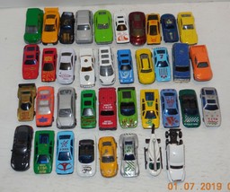 Huge Lot of 38 Toy Cars Pretend play Different Sizes Die-cast Plastic - £26.44 GBP