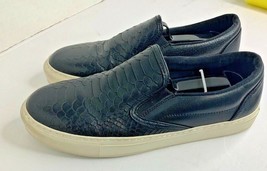 KG Kurt Geiger Womens Sz 8 41 Black Textured Flat Slip on Sneaker Shoes  - $68.31