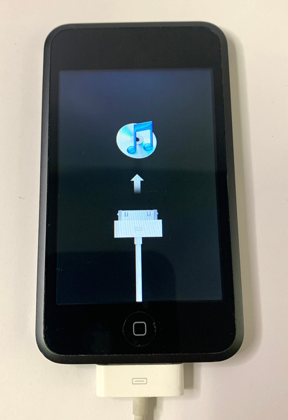 Apple iPod Touch 1st Gen 16GB (A1213) - $19.13