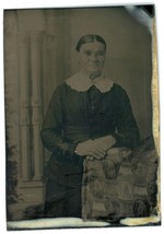 CIRCA 1860&#39;S 1/6 Plate TINTYPE Lovely Older Woman Posing in Victorian Era Dress - £14.57 GBP