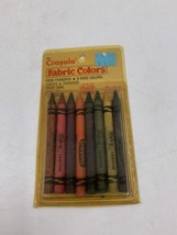 Vintage 1987 Crayola Fabric Colors Crayons set of 8 Dritz Iron Transfer - £10.61 GBP