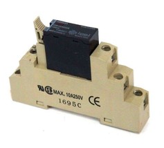 OMRON G3R-ODX02SN SOLID STATE RELAY W/ 1695C RELAY BASE, 10A 250V - £16.74 GBP