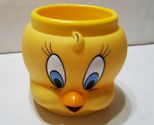 Vintage 1992 3D Tweety Bird Mug Cup Warner Bros Looney Tunes Plastic Handled - $13.99
