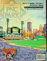 Pittsburgh Pirates 2001 Official Team Yearbook - Opening of PNC Park - Pre-owned - £6.28 GBP