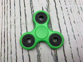 Fidget Toy Ultra Durable Stainless Steel Bearing High Speed Green - £15.17 GBP