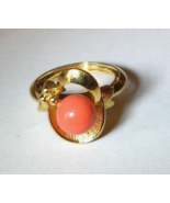 Avon SPINDRIFT Cocktail RING adjustable M Gold tone Coral Colored Bead 1... - £15.64 GBP