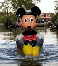 Vintage Mickey Mouse Catch &quot;EM Fishing Bobber Zebco The Walt Disney Company - $262.82 MXN