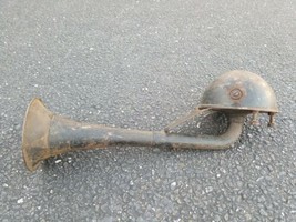 Vintage Antique  Car Truck Vehicle Rat Rot Automobile 16&quot; Long Barrel Horn - £38.53 GBP