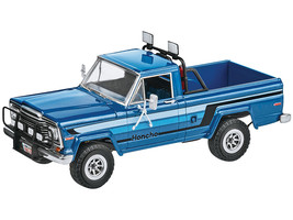 Level 4 Model Kit 1980 Jeep Honcho Pickup Truck &quot;Ice Patrol&quot; with Snowmobile ... - £39.08 GBP