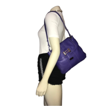 Liz Claiborne Periwinkle Color Bag - £81.40 GBP