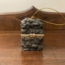 Lump Of Coal Hinged Miniature Trinket Box - $16.83