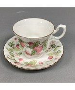 Royal Albert Teacup and Saucer Lyndale Series Strawberry Pattern - $19.80 CAD