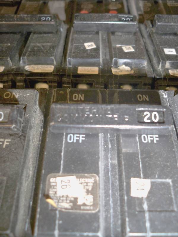 GE THQL2120 20A 2P 240V Plug In Circuit Breaker (Lot of 3) Used - $25.00