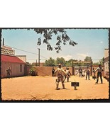 1940&#39;s to 1960&#39;s Postcards - Shootout At The O.K. Corral - £2.87 GBP
