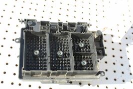2001 - 2002 CHEVROLET SILVERADO DIESEL 6.6L LB7 ENGINE BAY FUSE BOX  R226 image 7