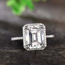 14K White Gold 2.45Ct Emerald Cut Simulated Diamond Engagement Ring in Size 7.5 - £198.00 GBP