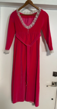 Vintage Pink Velvet Empire Waist Long Dress Deep Lace Trim V Neck Tie Back - €83,17 EUR