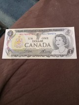 canadian 1 dollar bill - £3.40 GBP