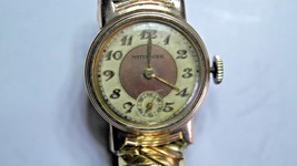 Vintage WITTNAUER 10KGF 15j Manual Women&#39;s Wristwatch - $52.42